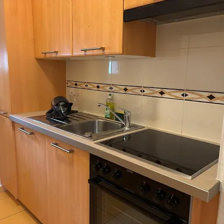 2 Bedrooms 10 Min From The Train Station Lägenhet