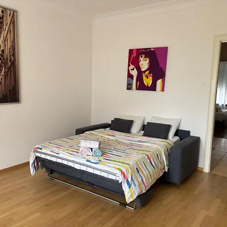 2 Bedrooms 10 Min From The Train Station لوزان